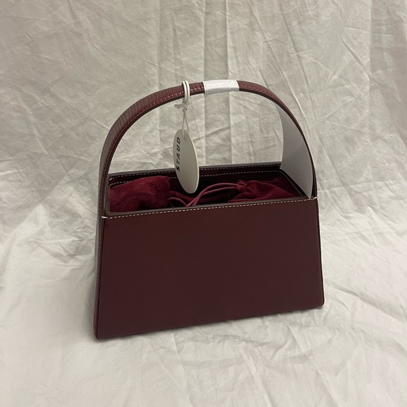 STAUD Caroline Bag in Raspberry - Picture 3 of 11